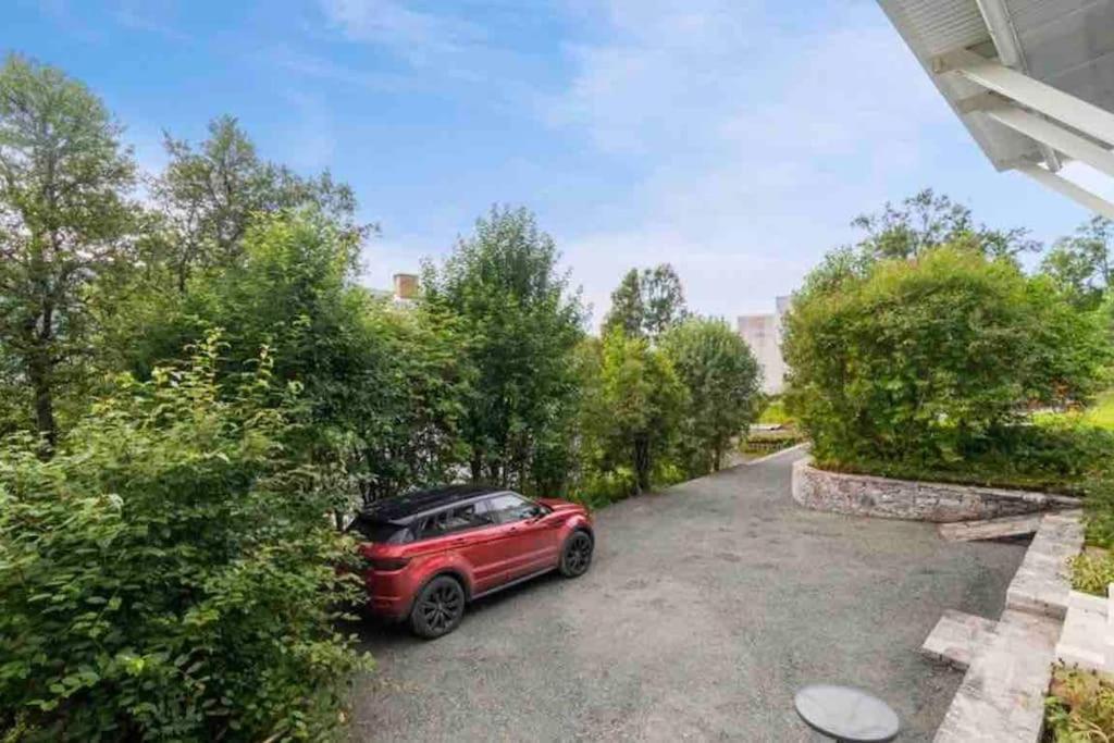 Central Apartment In Tromso With Parking Place Tromsø Exterior foto